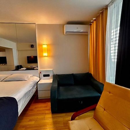 Apartment Twin Towers David Батумі Екстер'єр фото