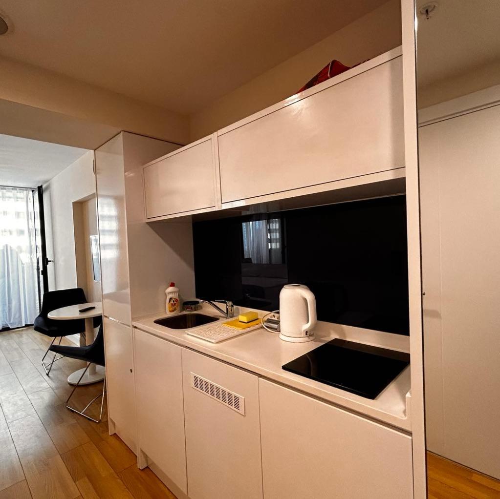 Apartment Twin Towers David Батумі Екстер'єр фото