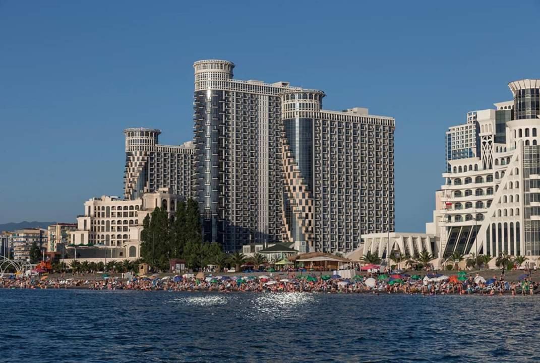 Apartment Twin Towers David Батумі Екстер'єр фото
