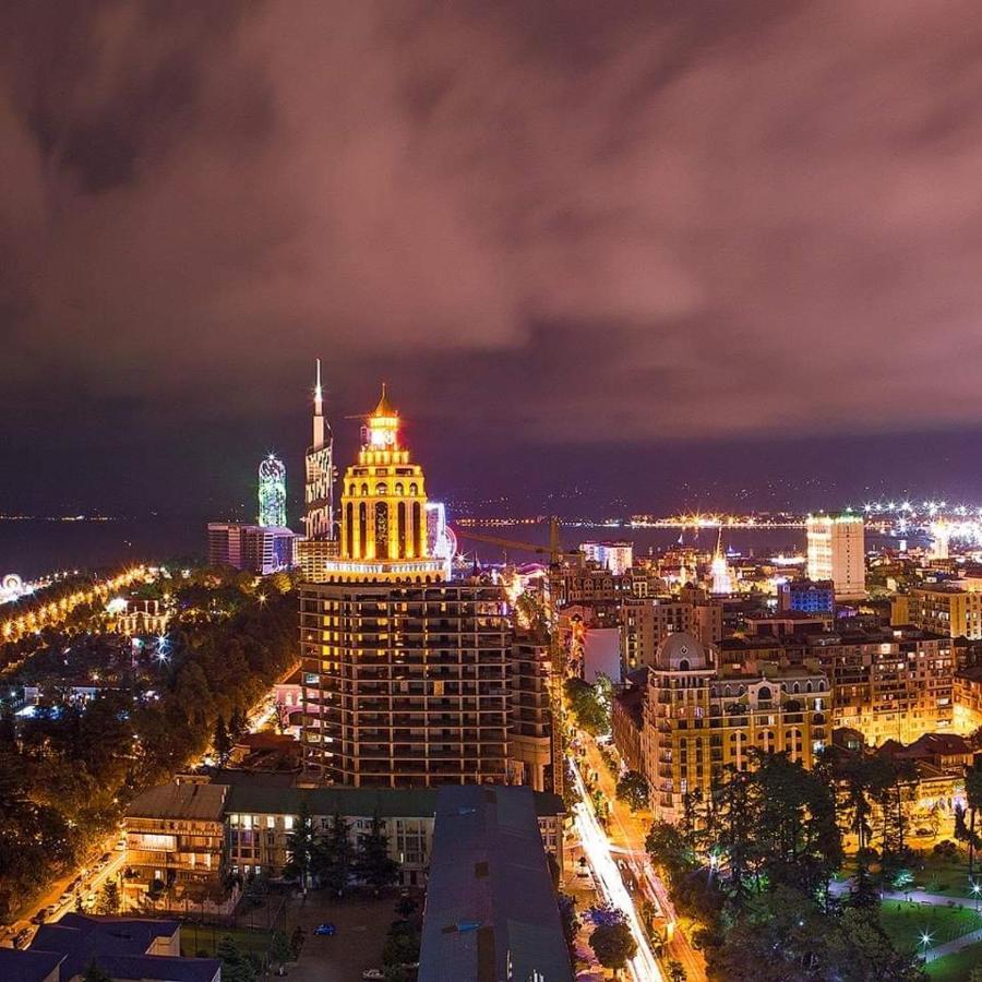 Apartment Twin Towers David Батумі Екстер'єр фото